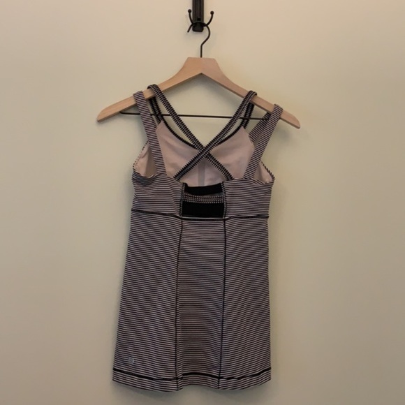 Lululemon Bra Tank, size 6 - Picture 2 of 5